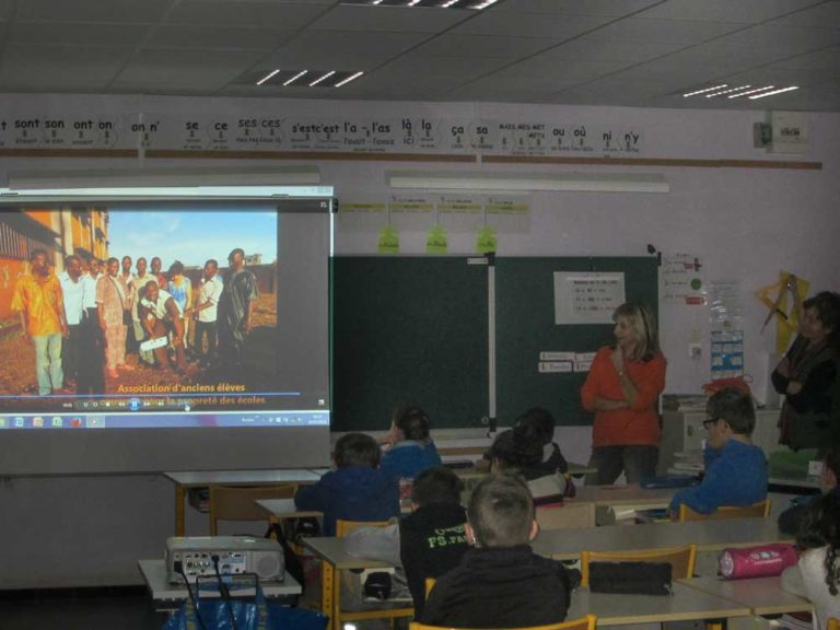 conférence écolie primaire lion d'or